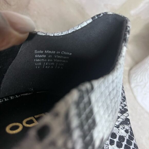 Aldo Snakeprint Pointed Toe scalloped Heels sz 11 - Picture 8 of 9
